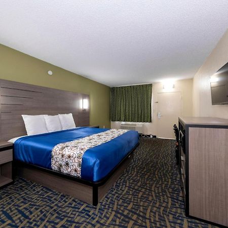 Budget Inn West Melbourne Bagian luar foto